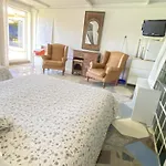 Homestay Jacaranda Cadiz