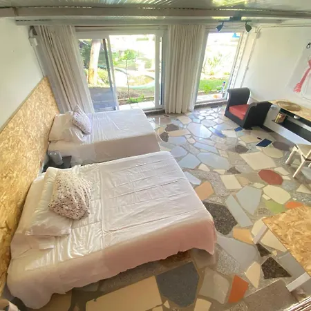 Jacaranda Homestay Cadiz