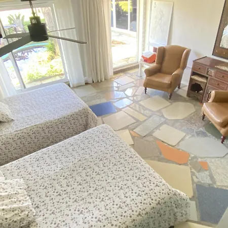 Jacaranda Homestay