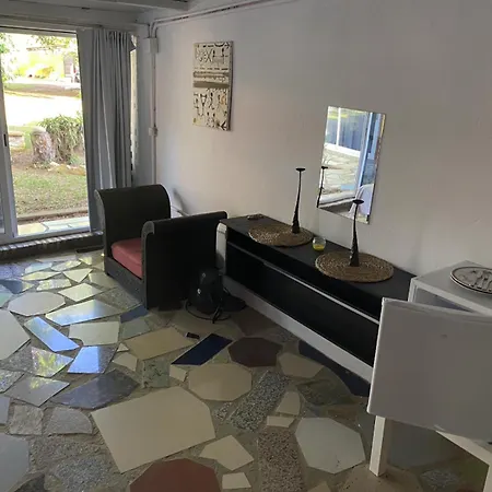 Habitación en casa particular Jacaranda