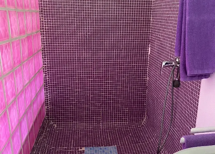 Jacaranda Homestay Cadiz